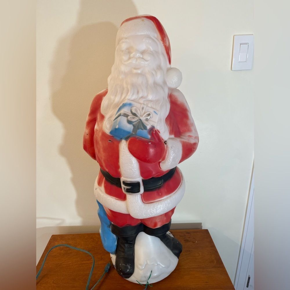 VINTAGE Santa Claus with blue present blow mold || EMPIRE 1971’ Circa ||
